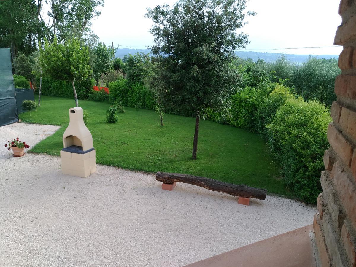 Agriturismo"Il Sagrato Di Assisi" Appartamenti,Camere Екстериор снимка