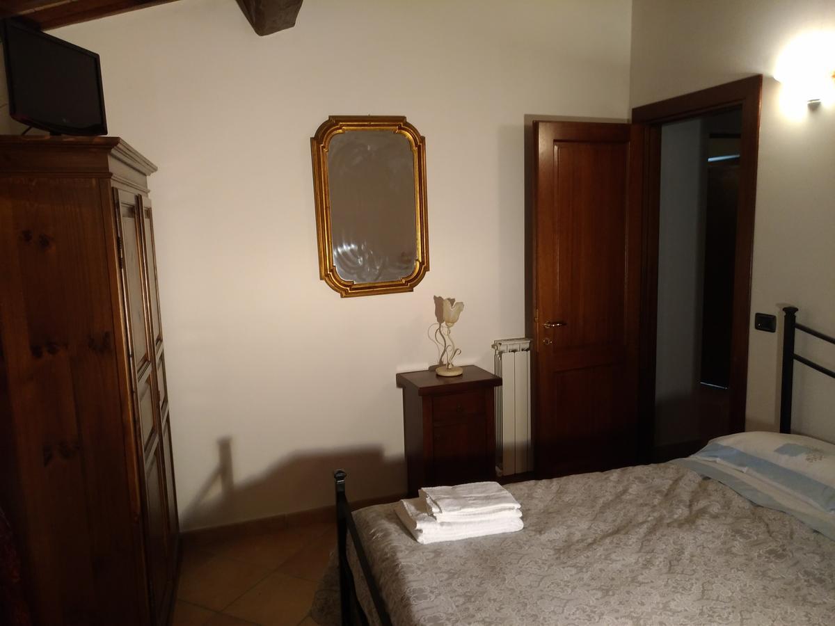 Agriturismo"Il Sagrato Di Assisi" Appartamenti,Camere Екстериор снимка