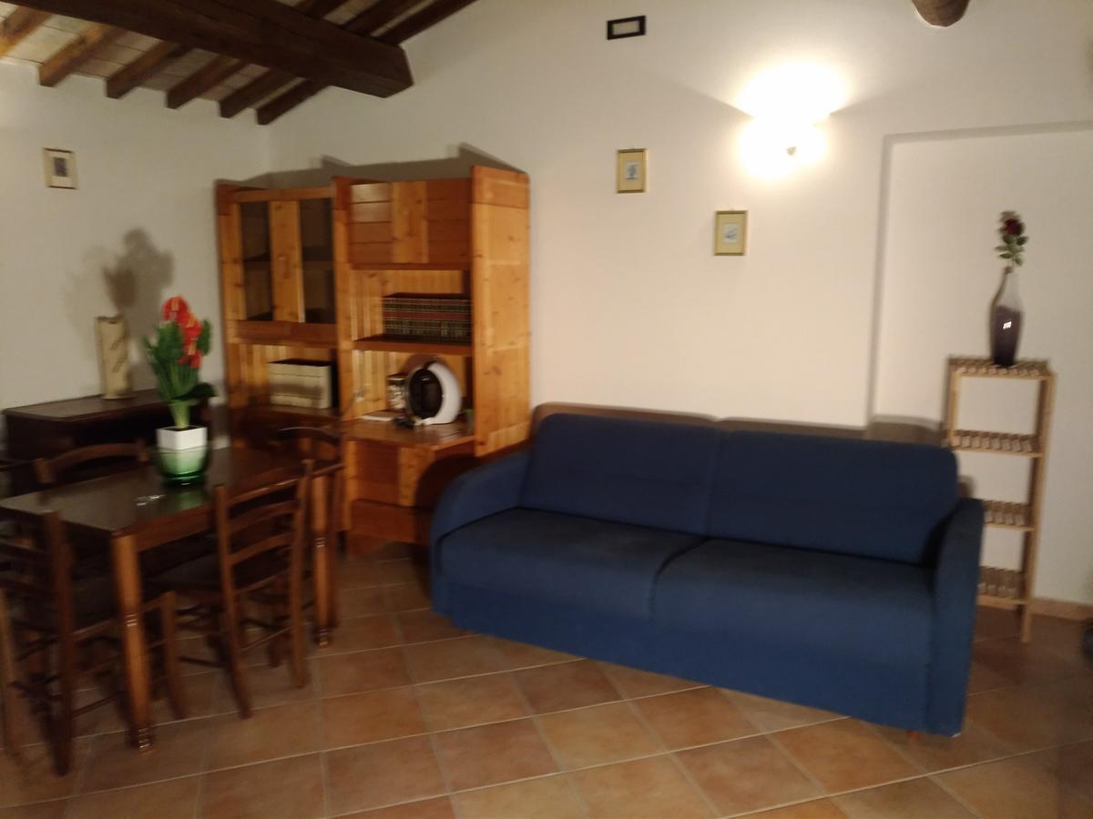 Agriturismo"Il Sagrato Di Assisi" Appartamenti,Camere Екстериор снимка